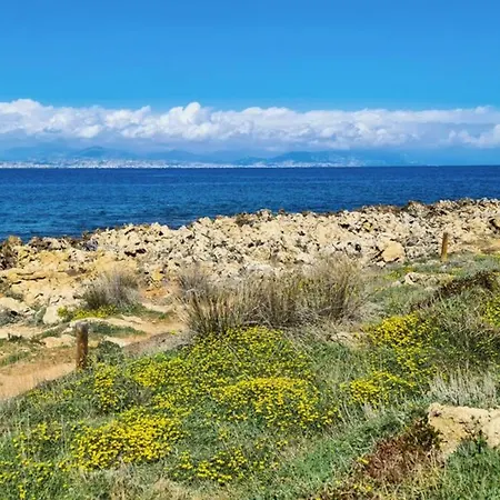 Casalionelantibes De 70m2 Avec Jardins Et Parking