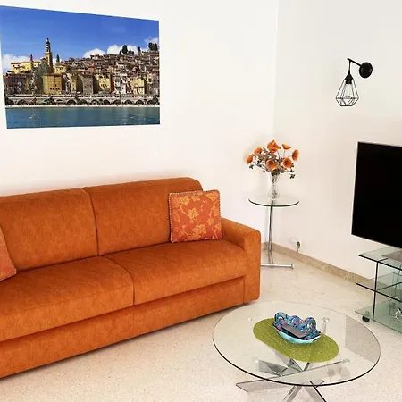Casalionelantibes Large With Ac, King-size Bed, Garden And Parking *