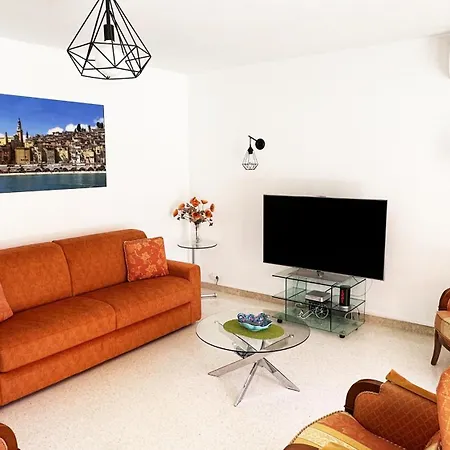 Casalionelantibes Large With Ac, King-size Bed, Garden And Parking 아파트 앙티브