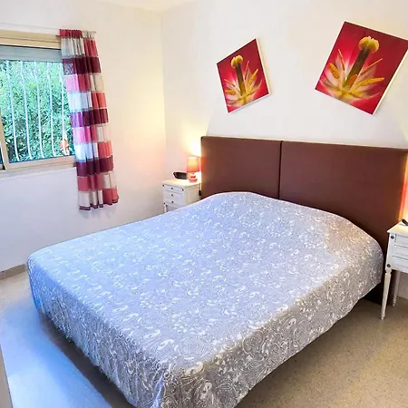 Apartment Casalionelantibes Large With Ac, King-size Bed, Garden And Parking Antibes