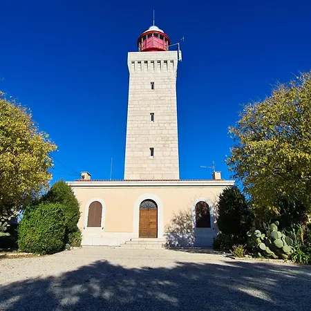Casalionelantibes Large With Ac, King-size Bed, Garden And Parking *